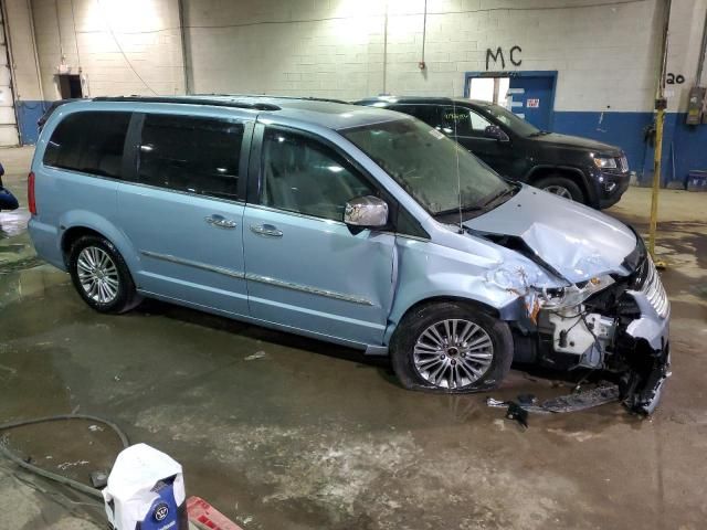 2013 Chrysler Town & Country Touring L