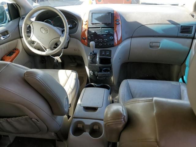 2009 Toyota Sienna XLE