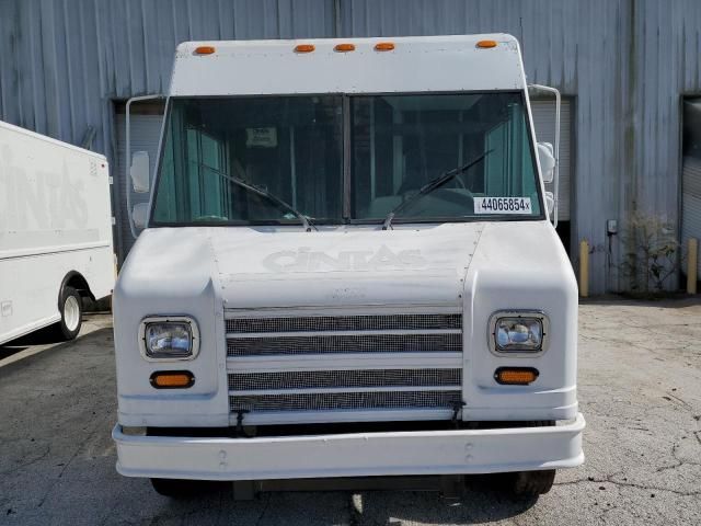 2001 Freightliner Chassis M Line WALK-IN Van