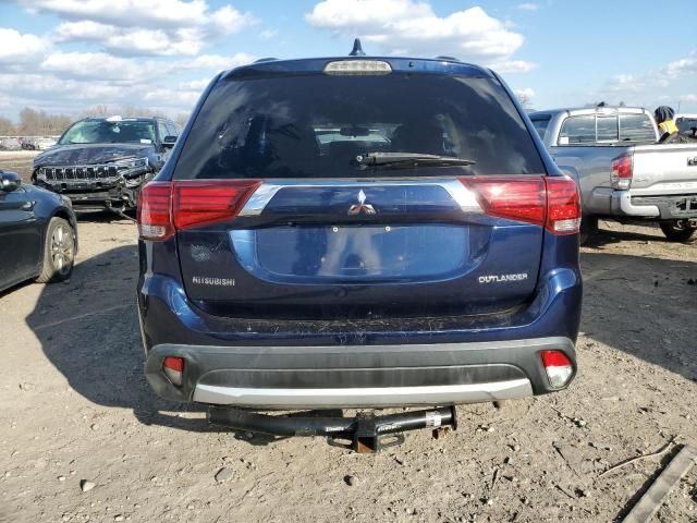 2017 Mitsubishi Outlander ES