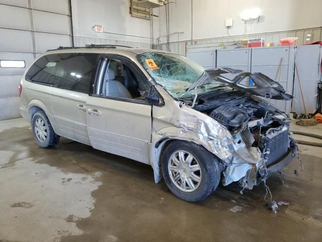 2005 Chrysler Town & Country Touring