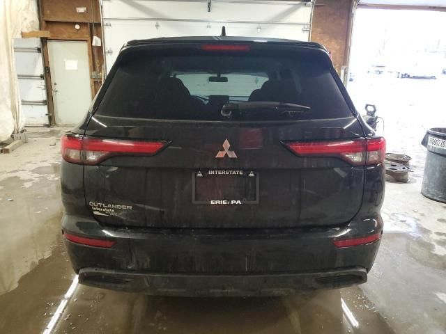 2022 Mitsubishi Outlander ES