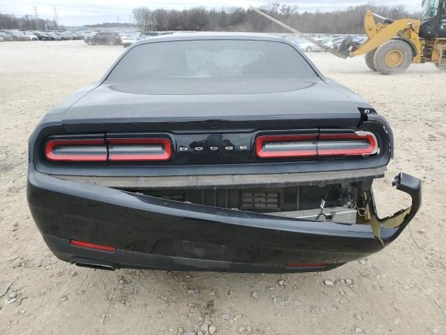 2016 Dodge Challenger SXT