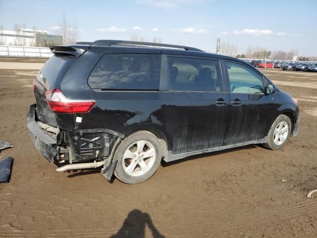 2020 Toyota Sienna L