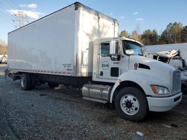 2022 Kenworth Construction T270