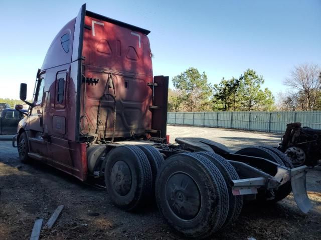 2022 Freightliner Cascadia 126