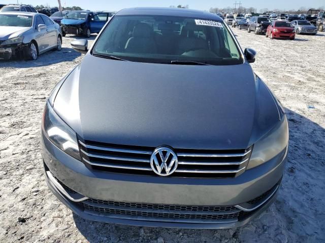 2012 Volkswagen Passat SE