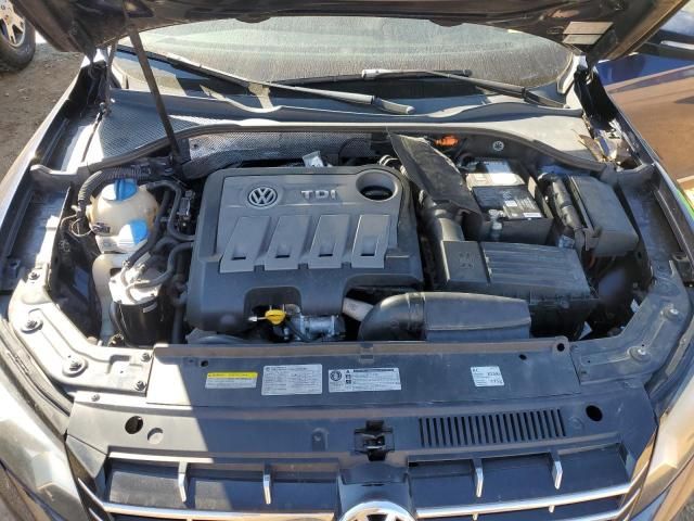 2014 Volkswagen Passat SEL