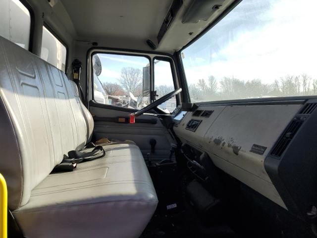 2001 Freightliner Medium Conventional FL70