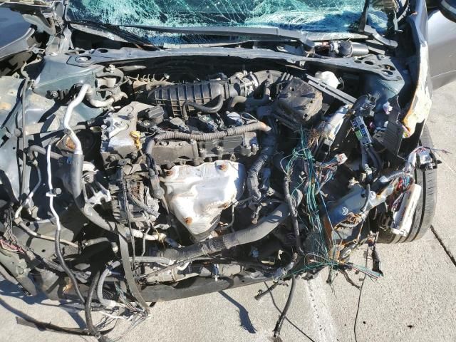 2002 Nissan Altima Base