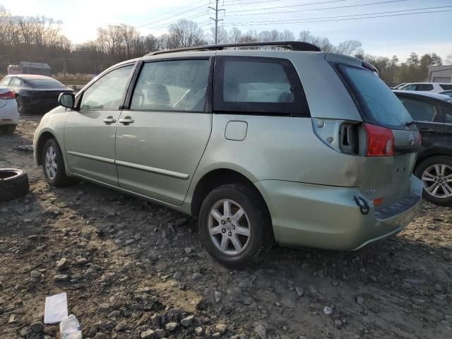 2010 Toyota Sienna CE