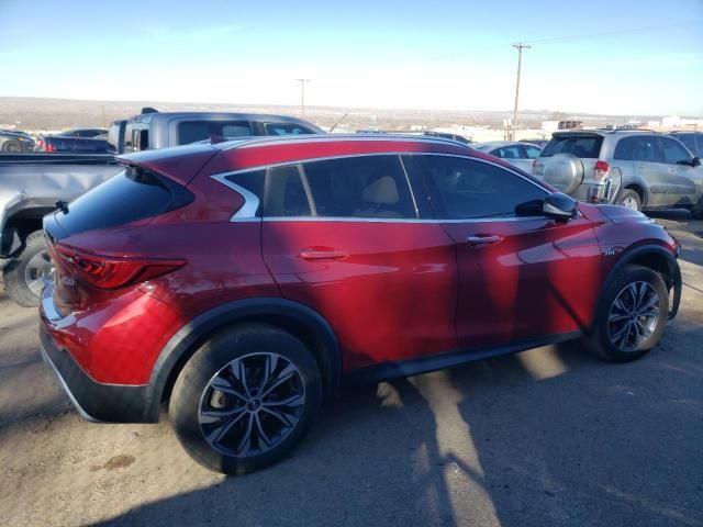 2017 Infiniti QX30 Base