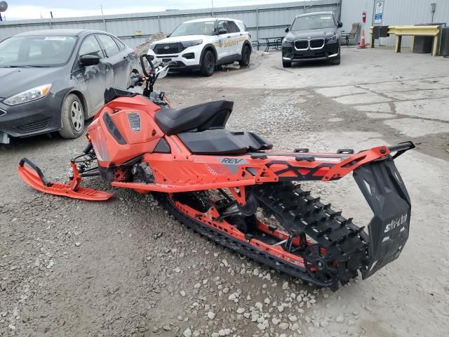 2019 Skidoo Renegade