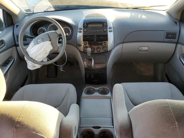 2006 Toyota Sienna CE