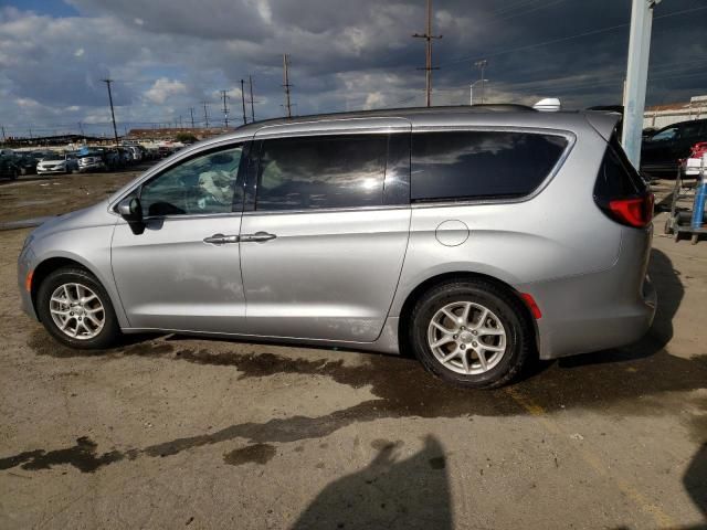 2020 Chrysler Voyager LXI