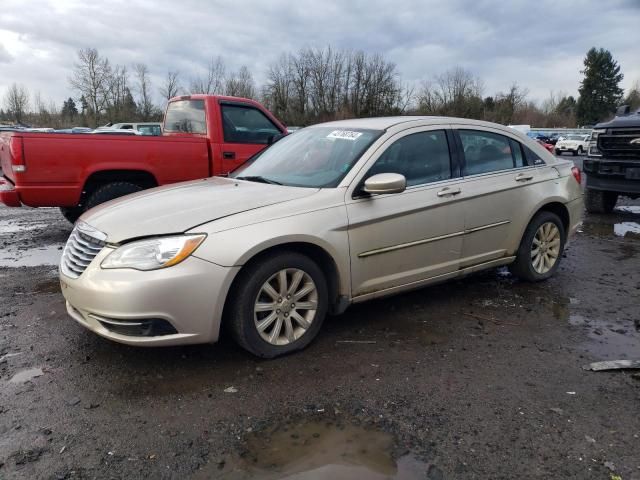 2013 Chrysler 200 Touring