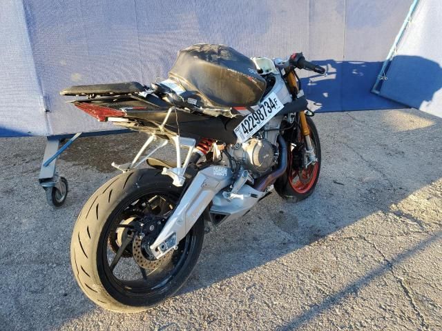 2023 Aprilia RS 660