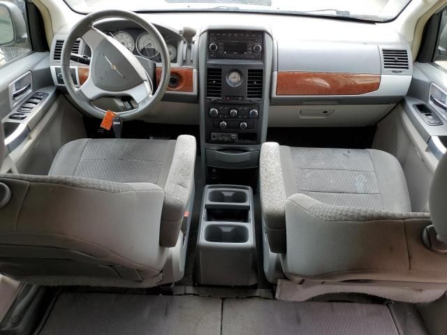 2008 Chrysler Town & Country Touring