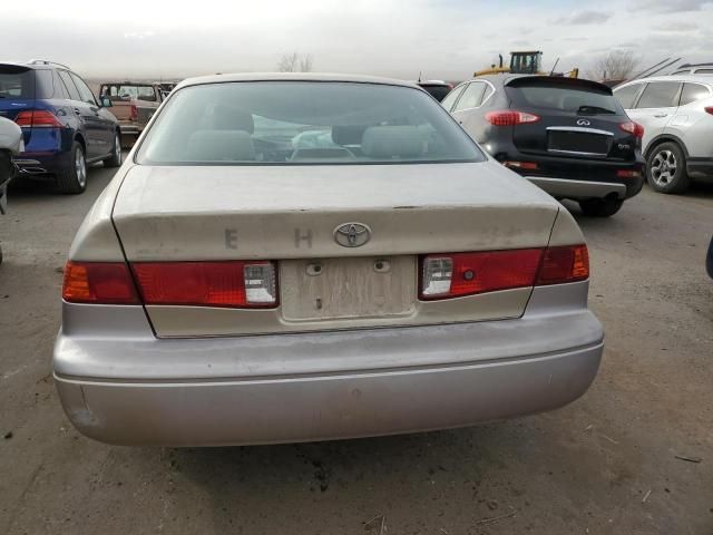 2000 Toyota Camry CE