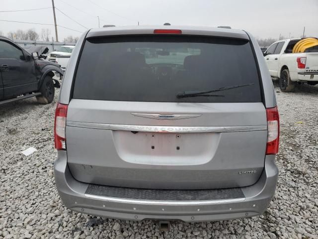 2013 Chrysler Town & Country Limited