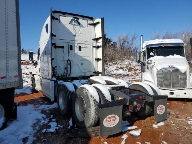 2016 Freightliner Cascadia 125