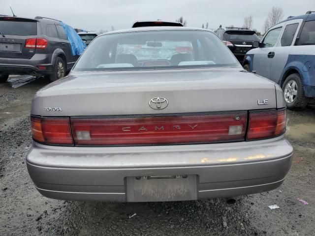 1992 Toyota Camry LE