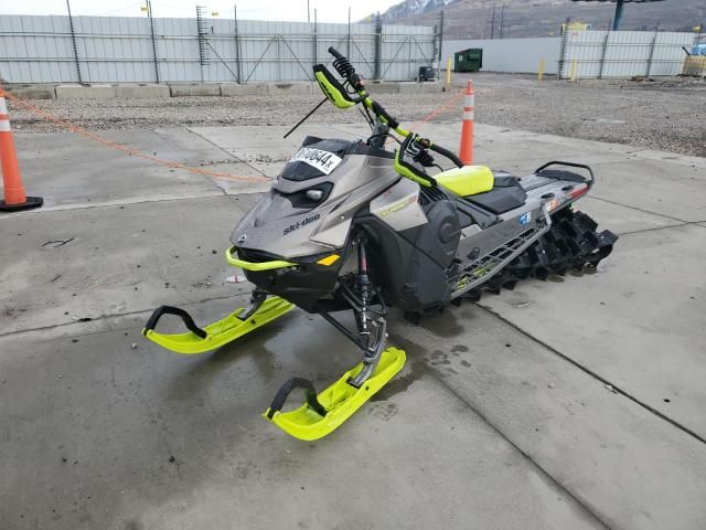 2023 Skidoo Snowmobile