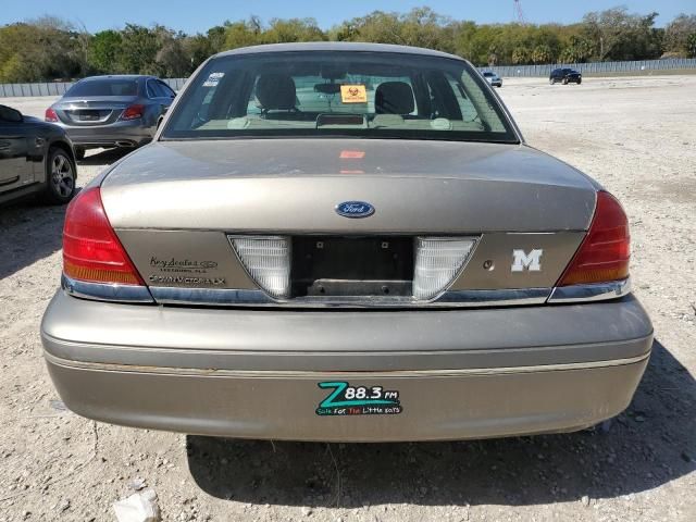 2003 Ford Crown Victoria LX