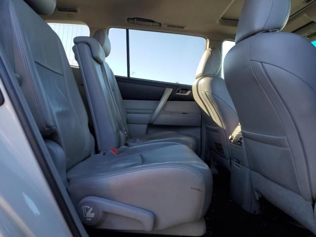 2013 Toyota Highlander Base