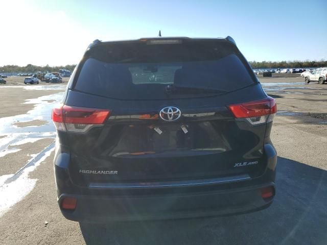 2018 Toyota Highlander SE