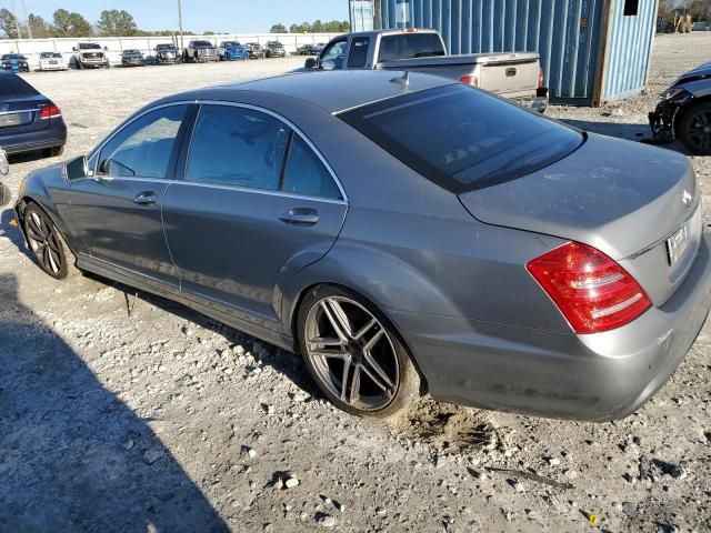 2010 Mercedes-Benz S 550