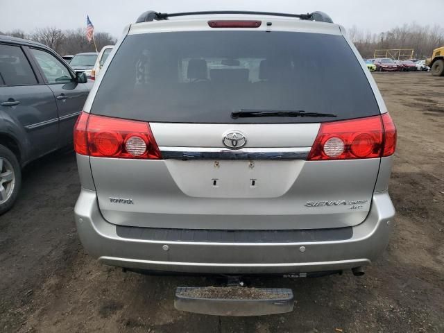 2010 Toyota Sienna XLE