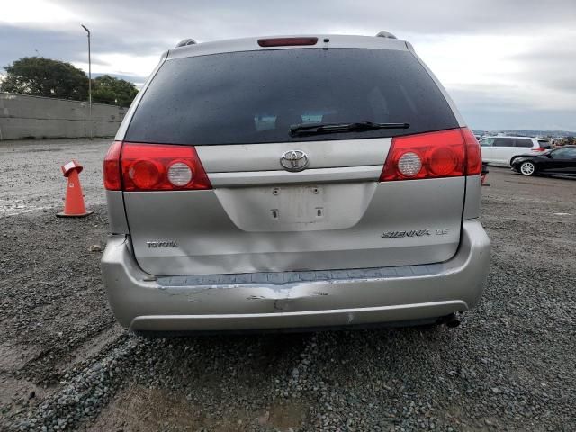 2009 Toyota Sienna CE