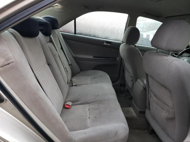 2005 Toyota Camry LE