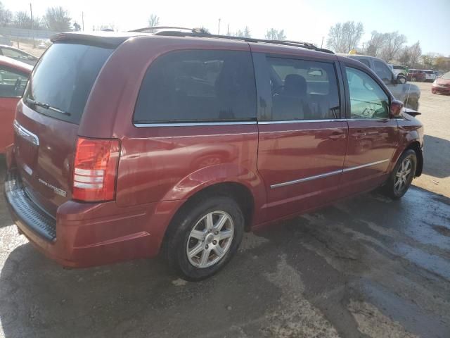 2010 Chrysler Town & Country Touring