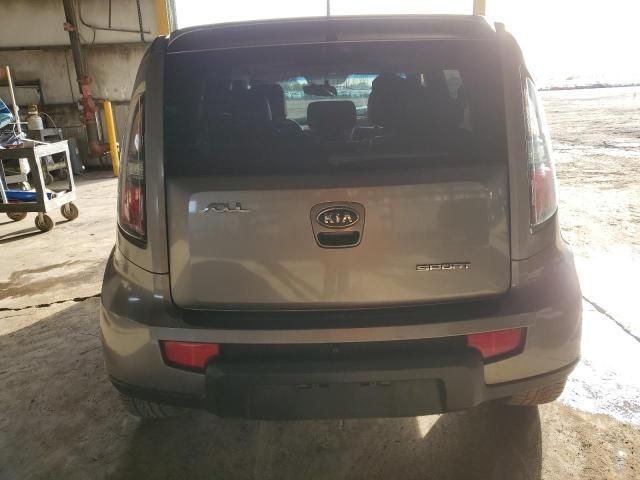 2011 KIA Soul +