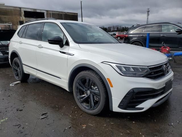 2023 Volkswagen Tiguan SE R-LINE Black