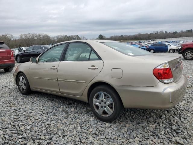 2005 Toyota Camry LE