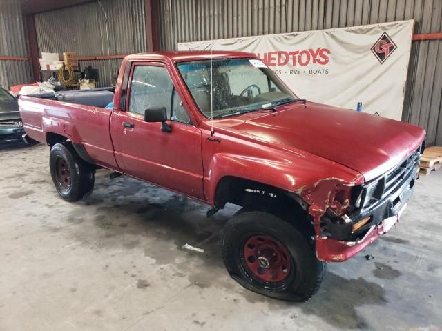 1987 Toyota Pickup RN64 DLX