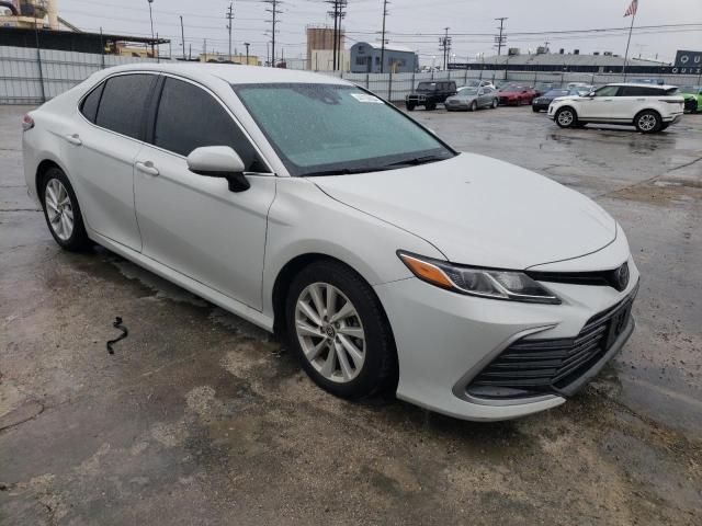 2022 Toyota Camry LE