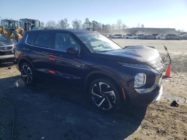 2023 Mitsubishi Outlander SE