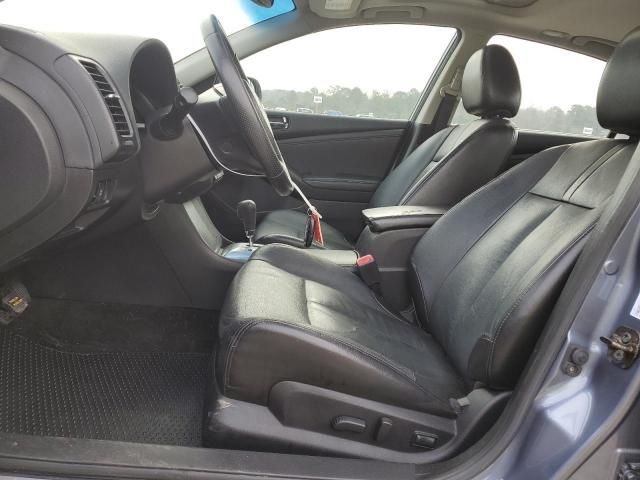 2010 Nissan Altima Base