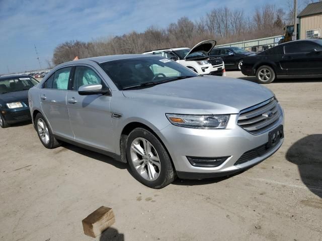 2014 Ford Taurus SEL