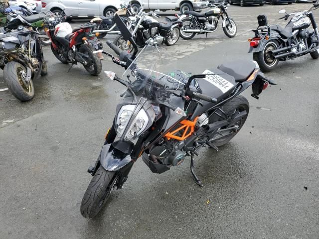 2023 KTM 390 Duke