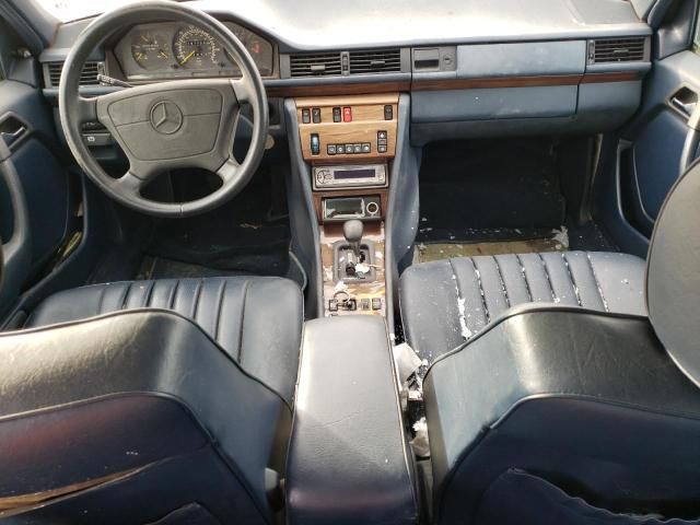 1992 Mercedes-Benz 300 E 2.6