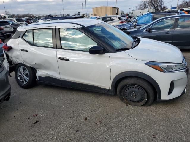 2022 Nissan Kicks S