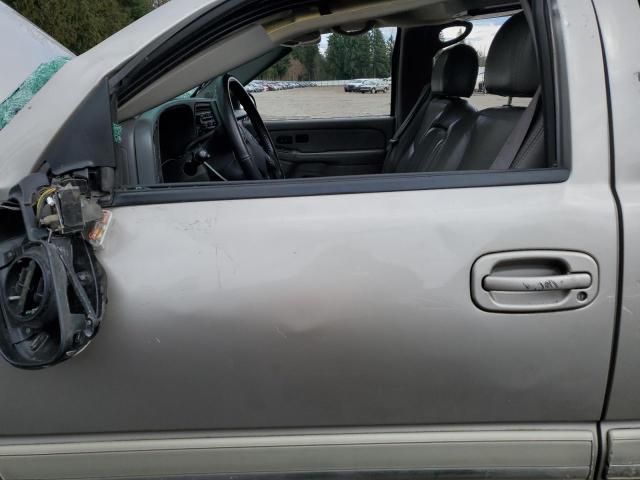 2005 Chevrolet Suburban C1500