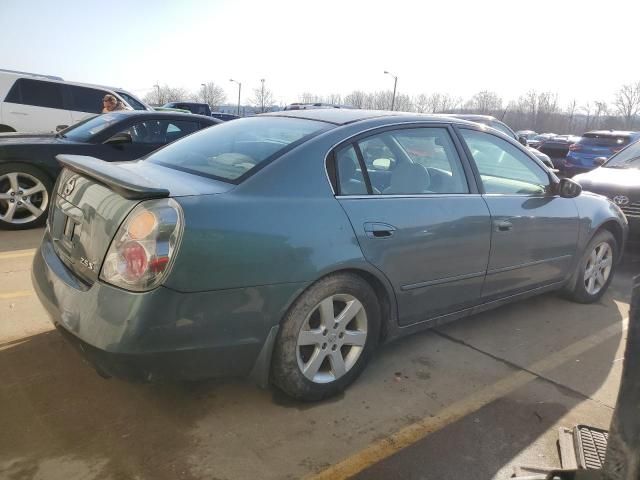 2002 Nissan Altima Base