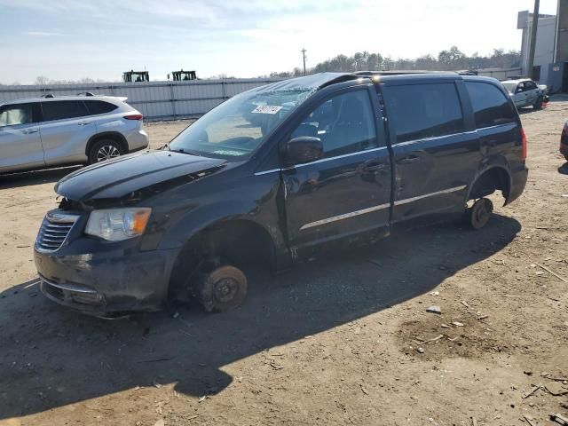 2012 Chrysler Town & Country Touring