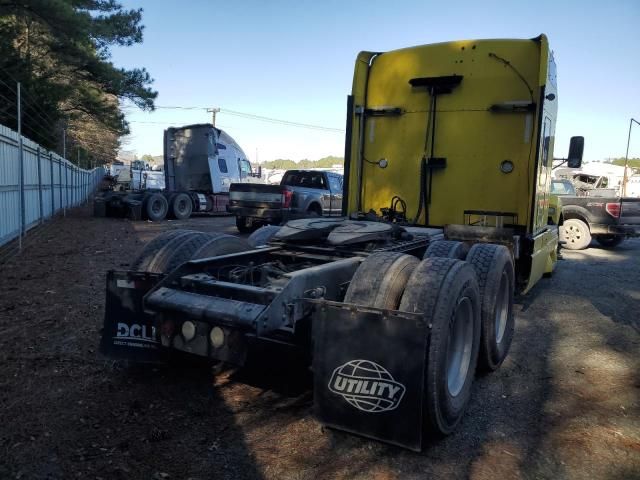 2007 Kenworth Construction T600